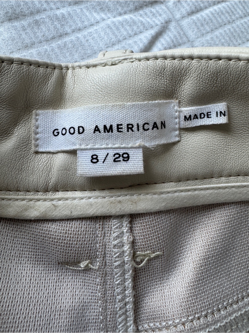 Good American cream faux leather straight leg pants size 8 - Picture 7 of 8